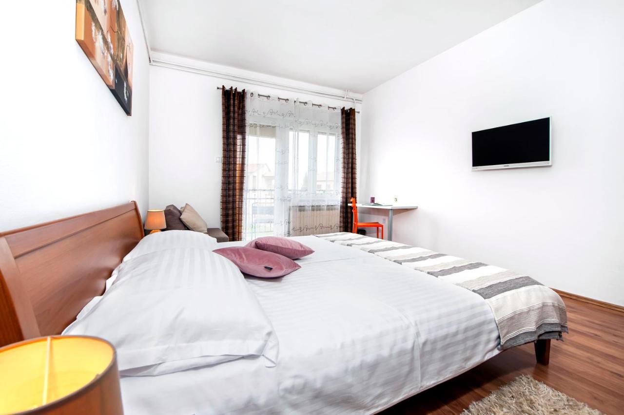 Apartments Euphemia Rovinj Exterior photo