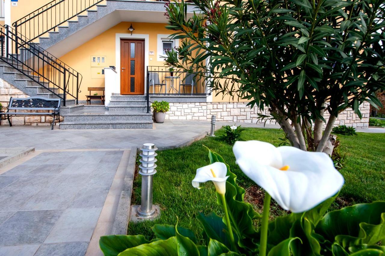 Apartments Euphemia Rovinj Exterior photo